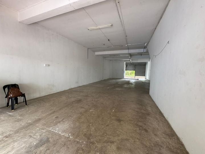 Street view of Jalan Utama 21, Taman Mutiara Rini (ground floor)